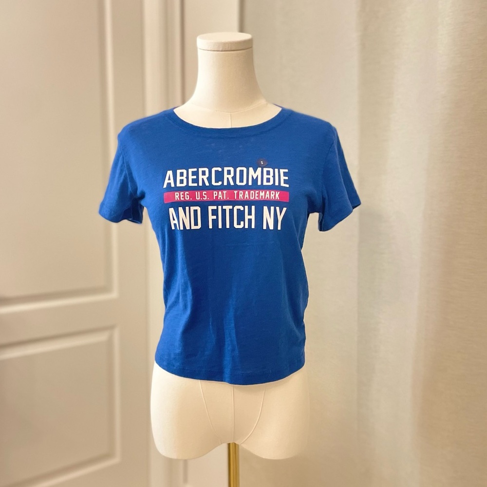 BNWT Abercrombie & Fitch Tee